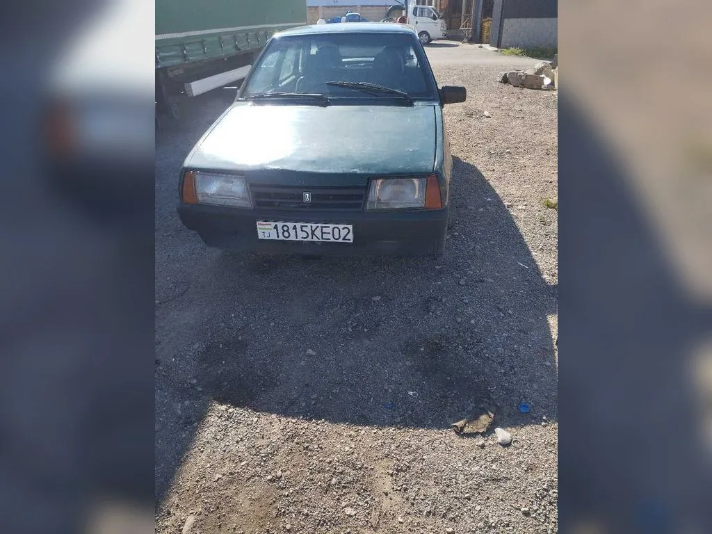 Lada 21099
