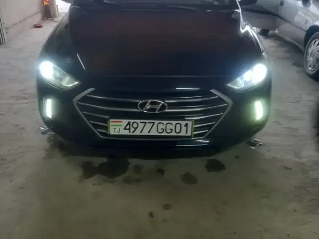 Hyundai Elantra