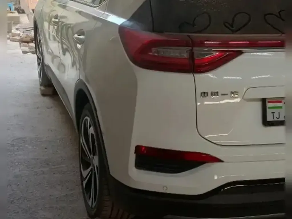 BYD B2