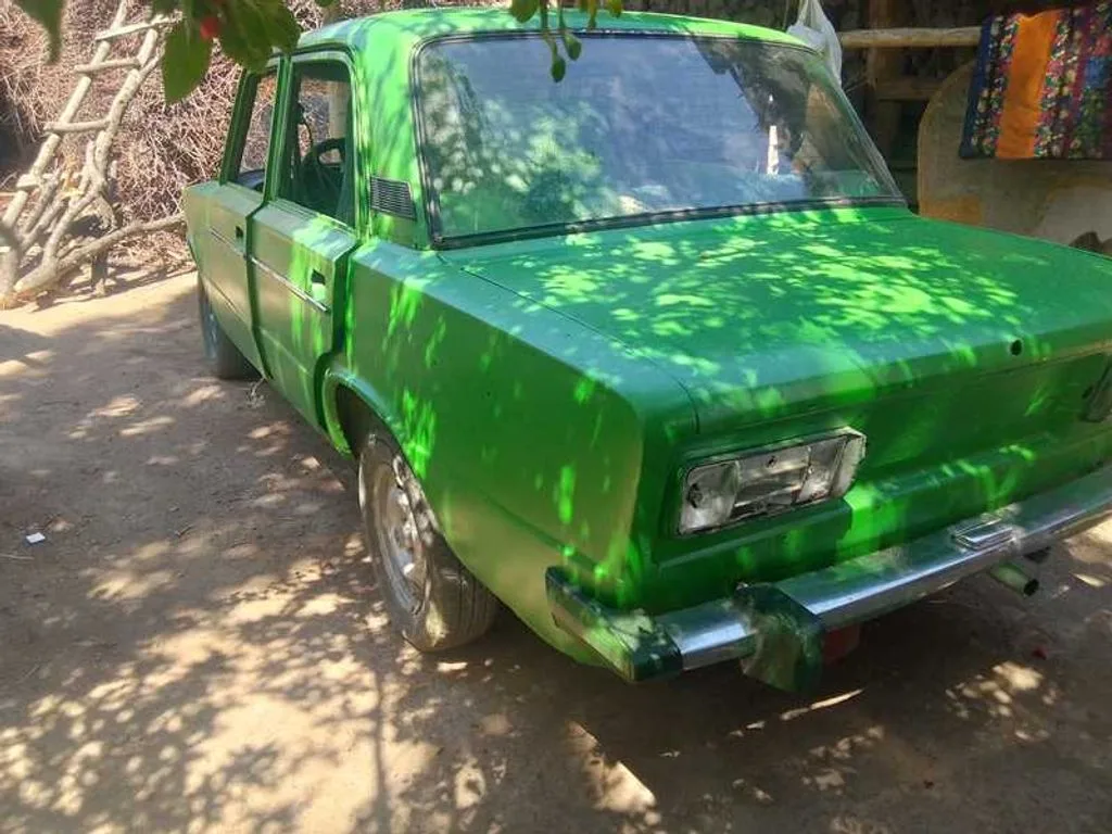 Lada 2106