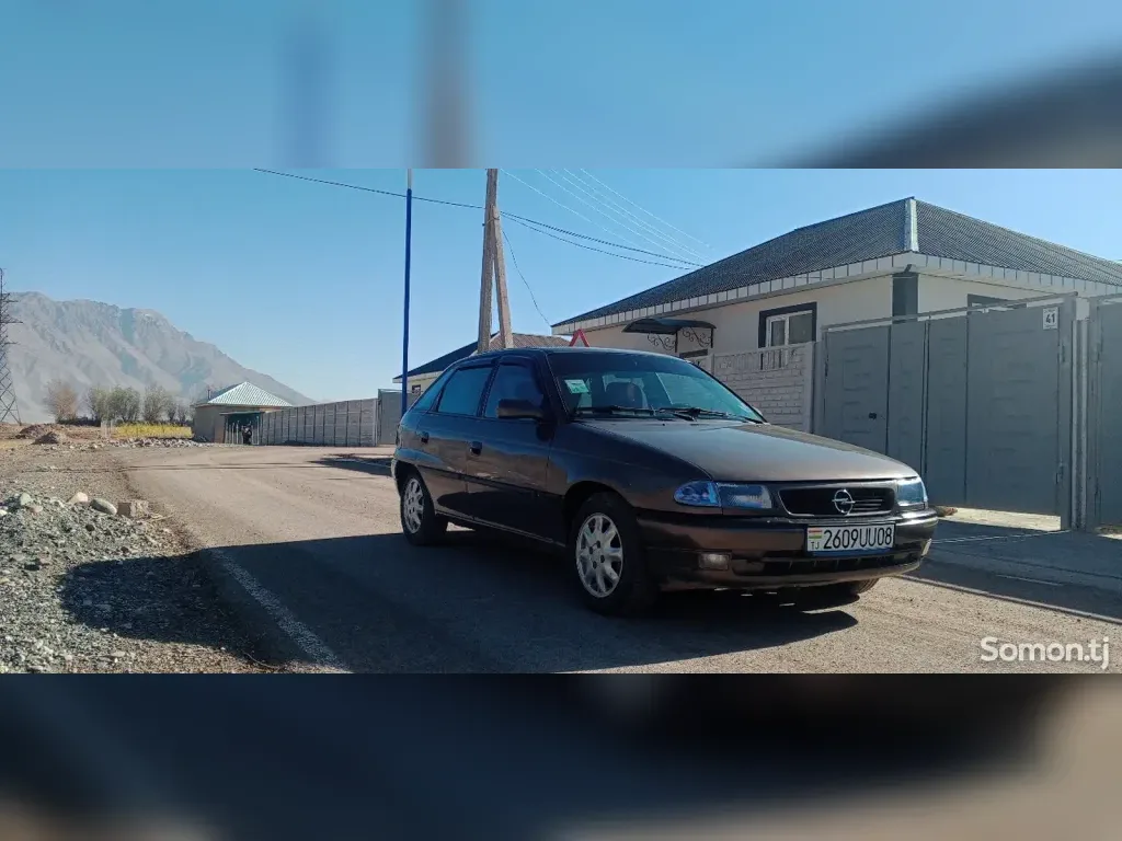 Opel Astra F