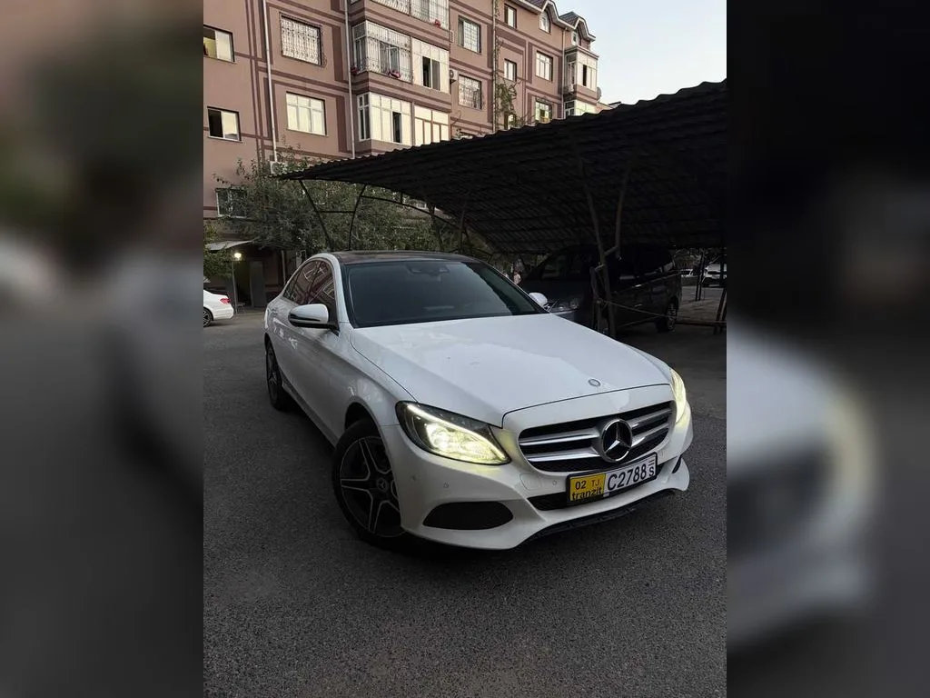 Mercedes-Benz C-Class