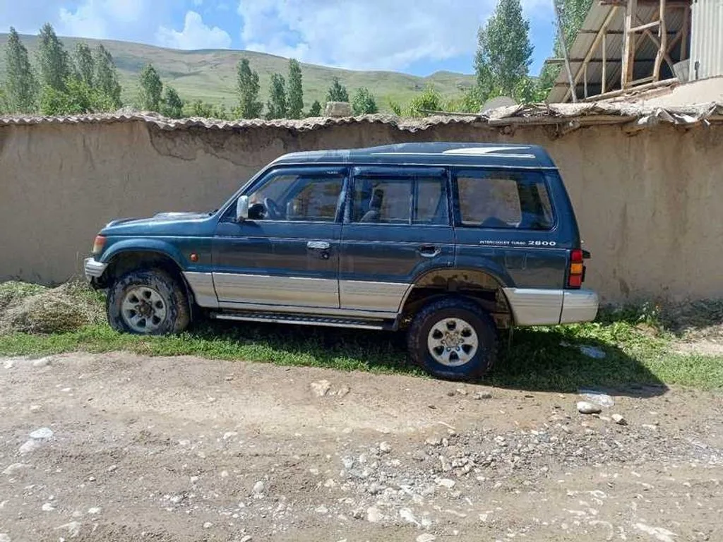 Mitsubishi Pajero