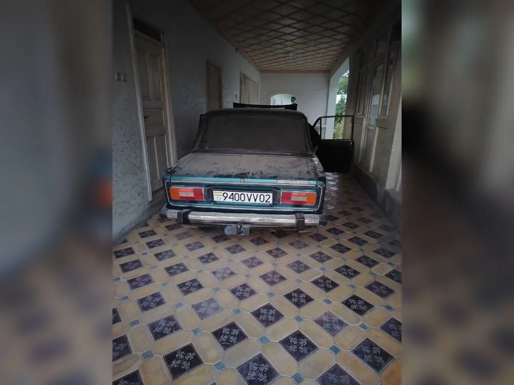 Lada 2106