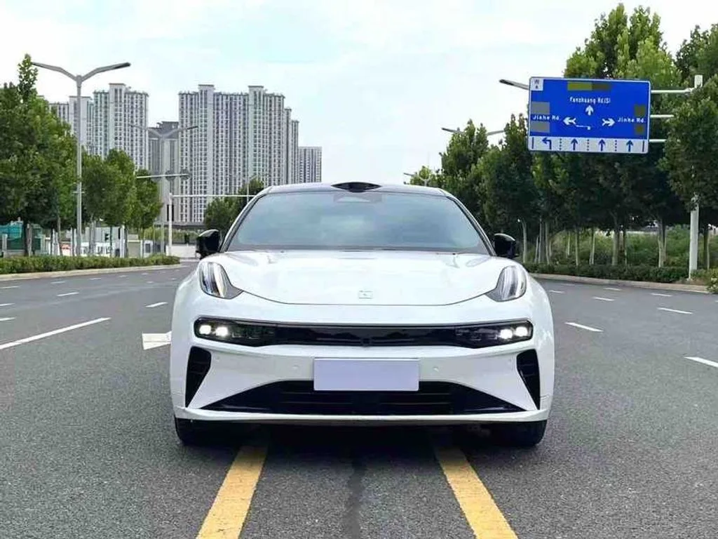 Zeekr 001