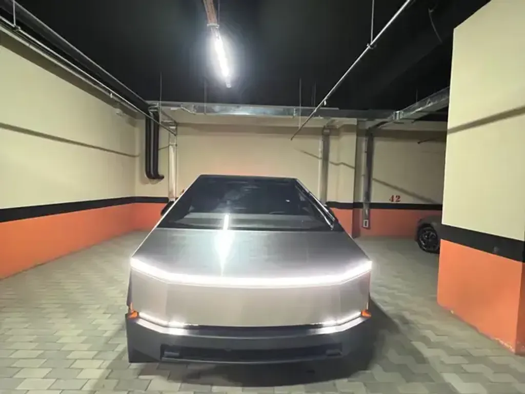 Tesla Cybertruck