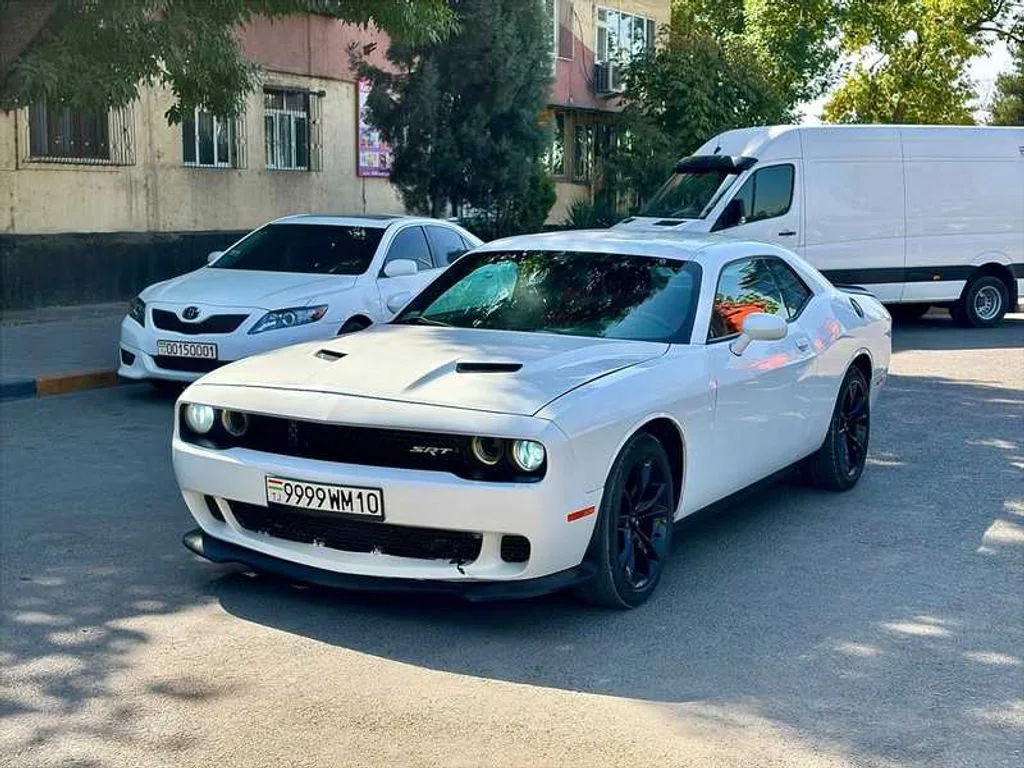 Dodge Challenger
