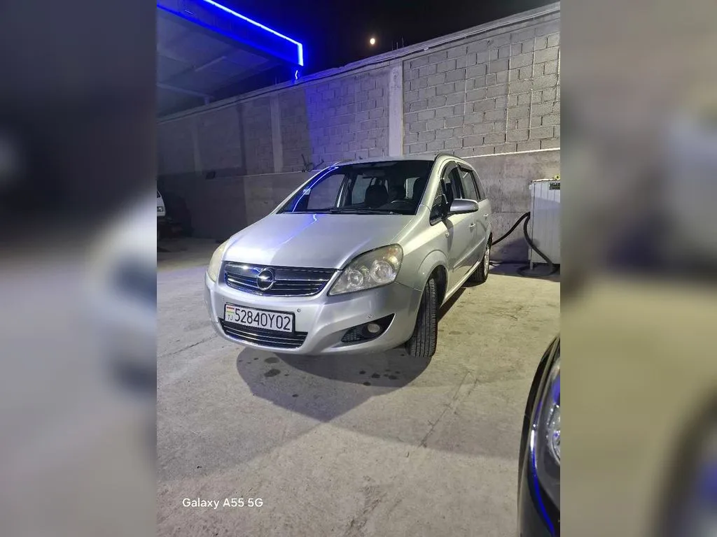 Opel Zafira