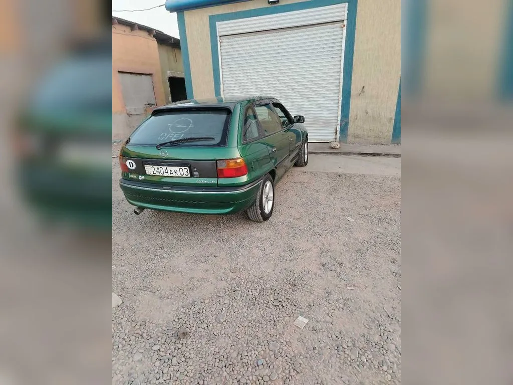 Opel Astra F