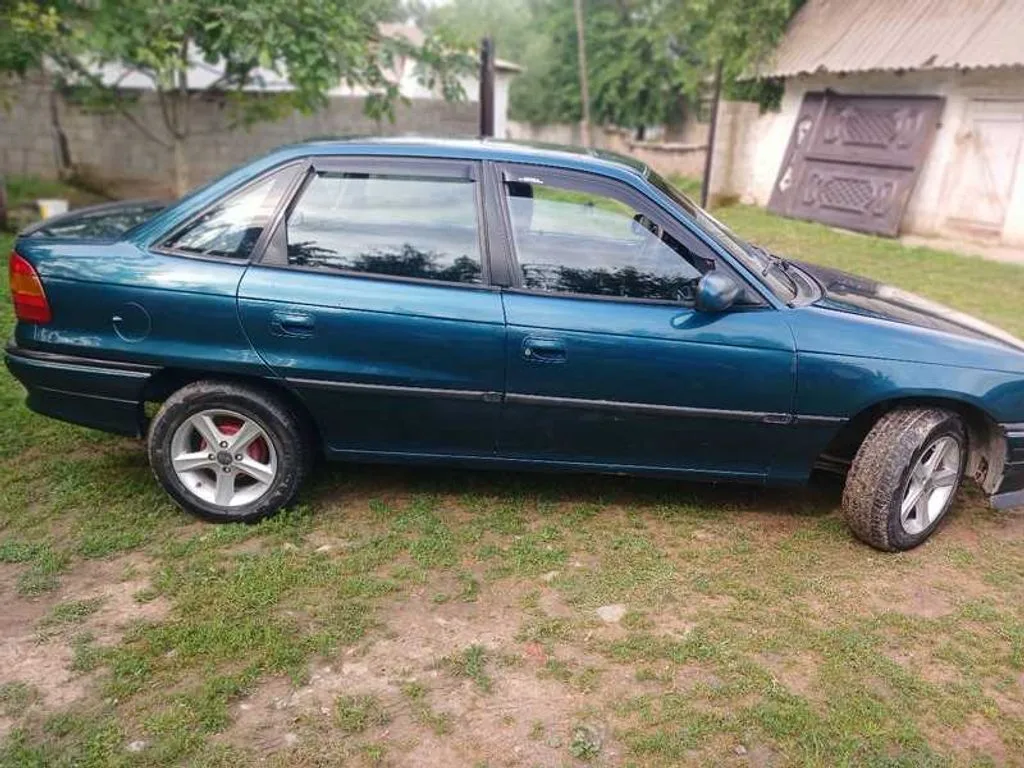 Opel Astra F