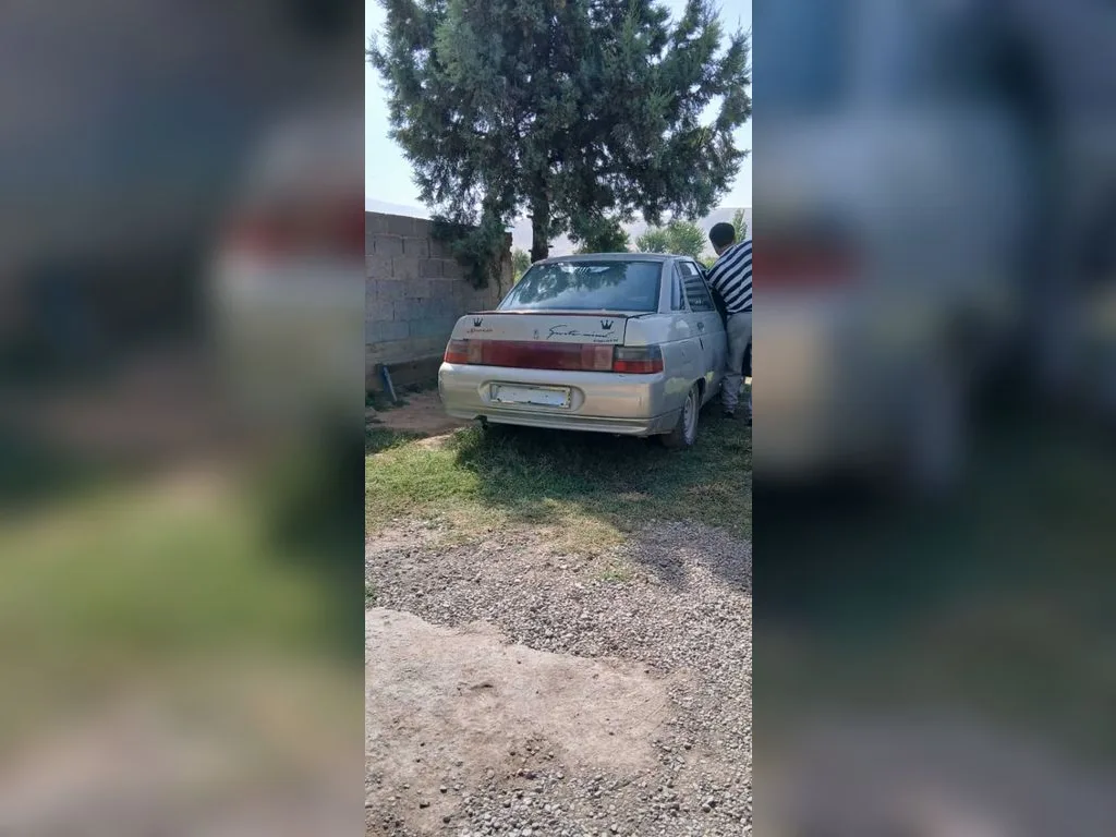 Lada 2110