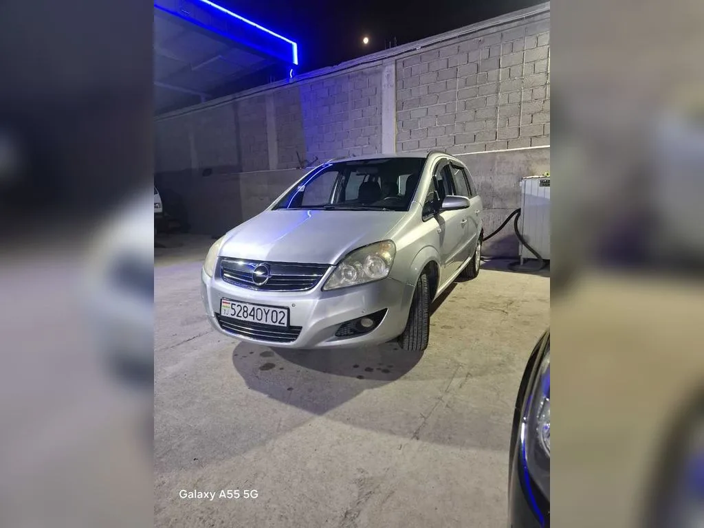 Opel Zafira