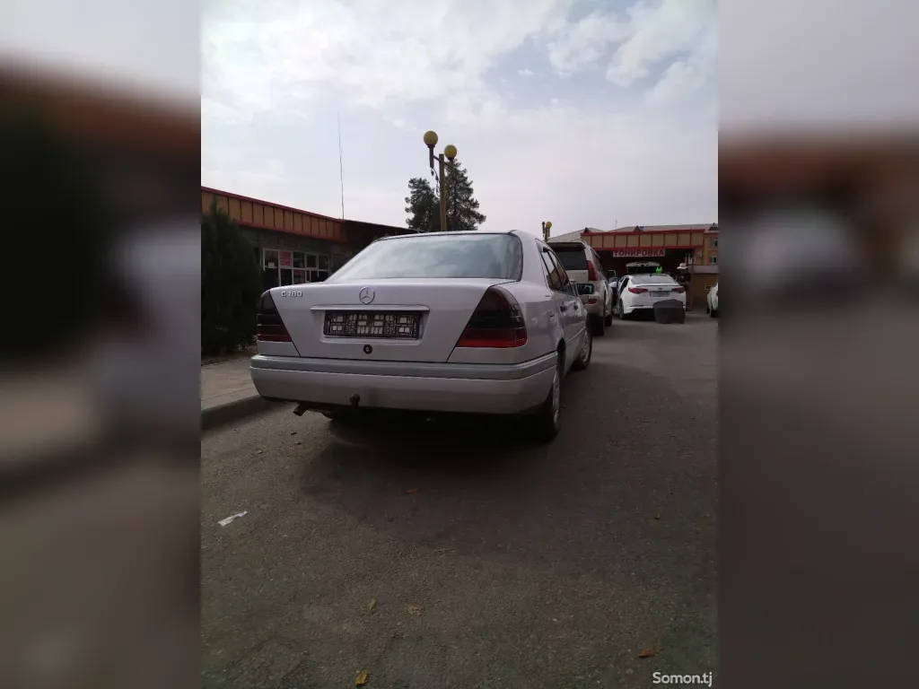 Mercedes-Benz C-Class