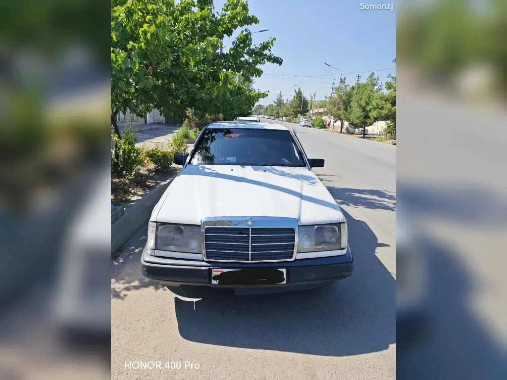 Mercedes-Benz W124