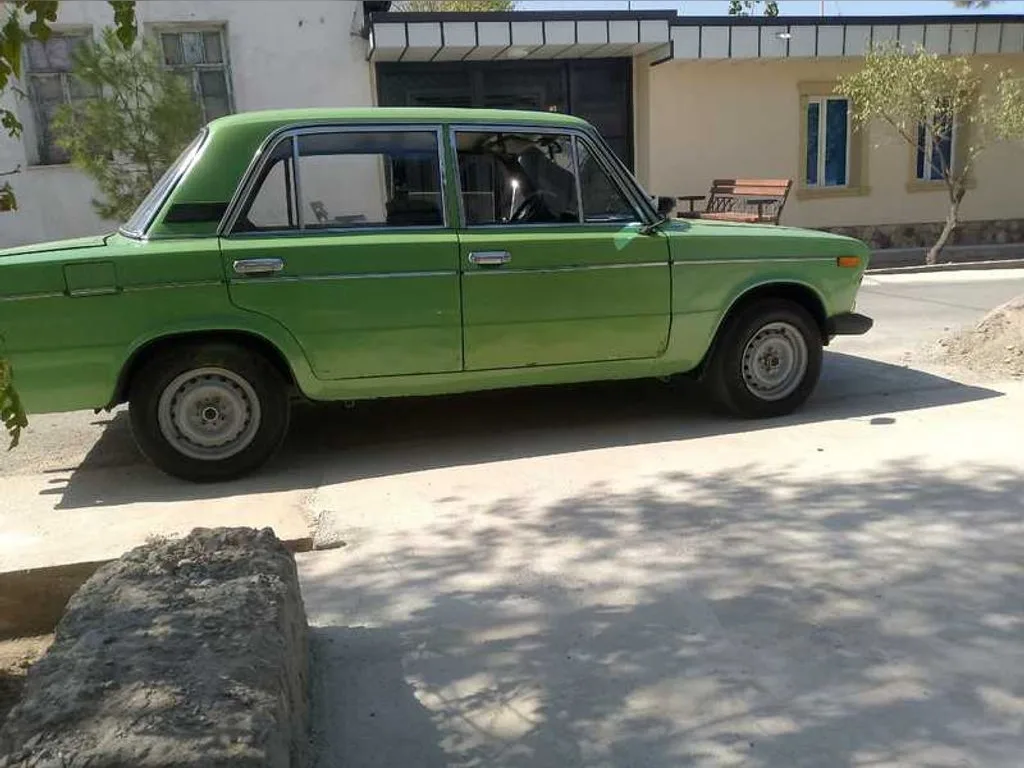 Lada 2106