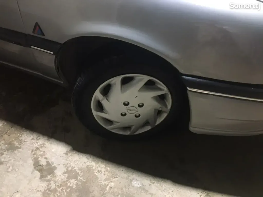 Opel Vectra A