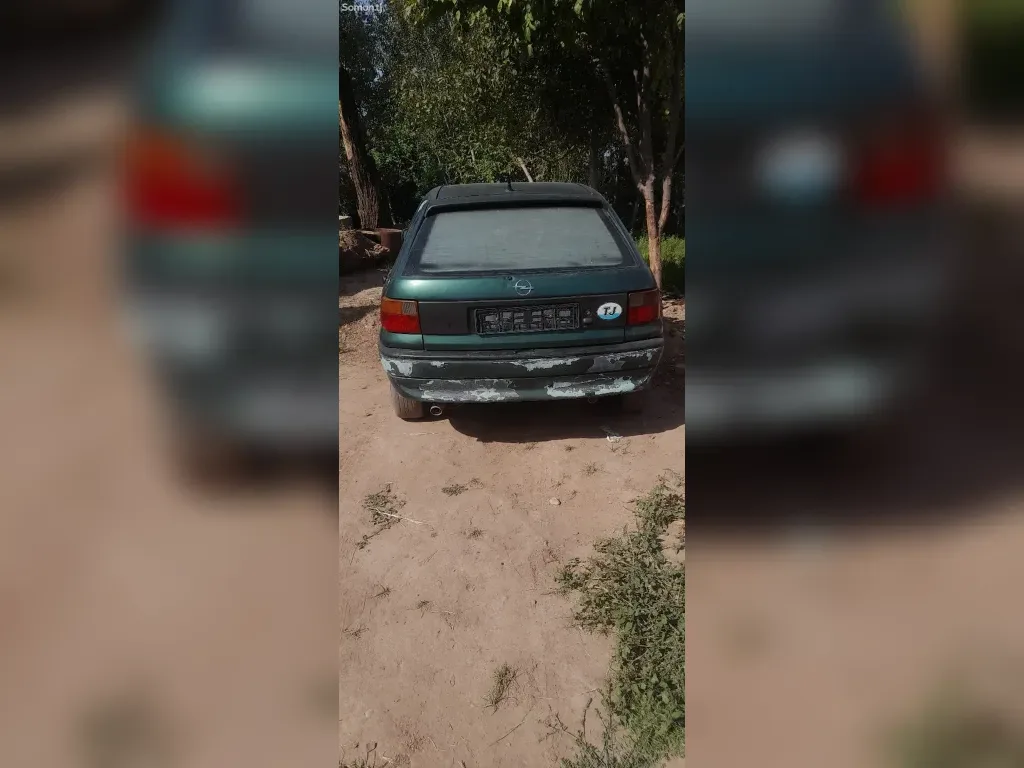 Opel Astra F