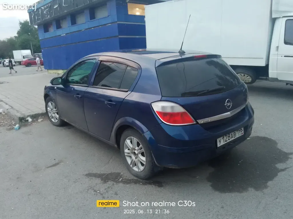 Opel Astra H