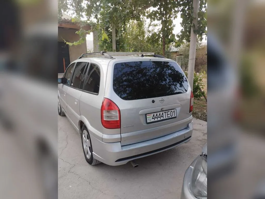 Opel Zafira