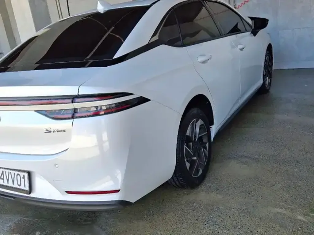 GAC Aion S Plus
