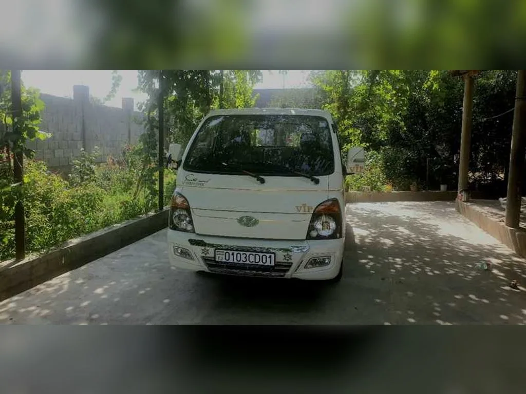 Бортовой автомобиль Hyundai Porter