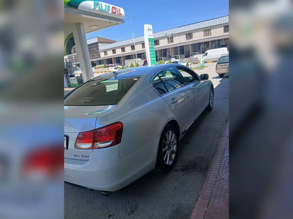 Lexus GS