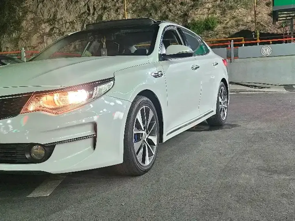 Kia K5