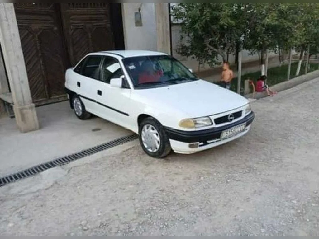Opel Astra F