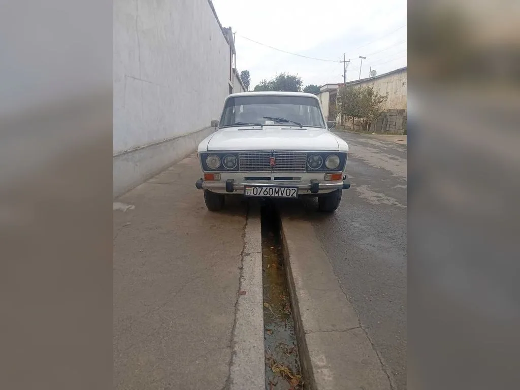 Lada 2106