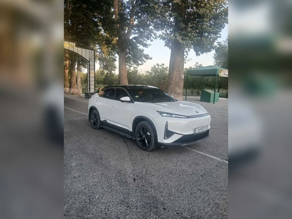 Dongfeng L7