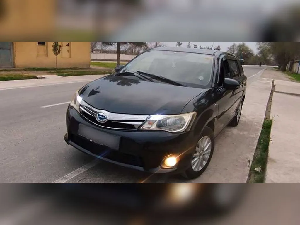 Toyota Fielder