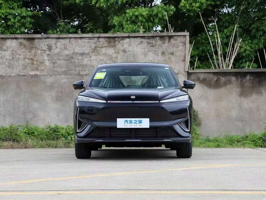 Dongfeng L7