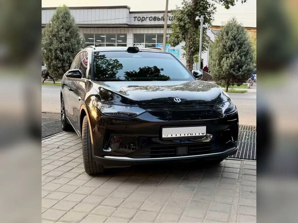 Leapmotor C11