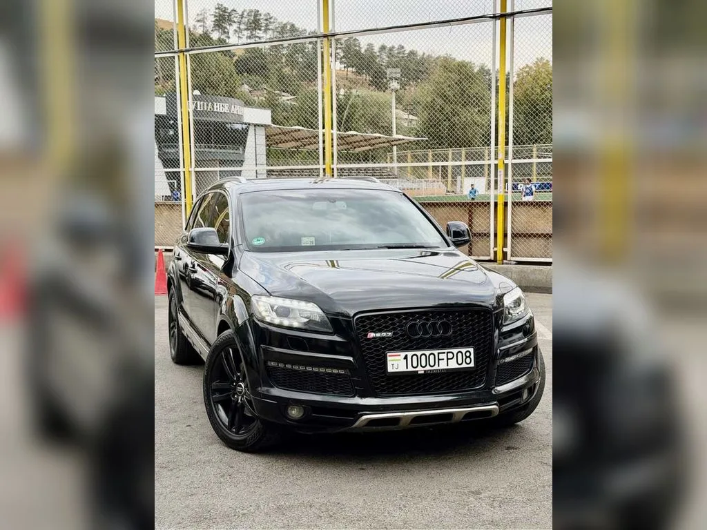 Audi Q7