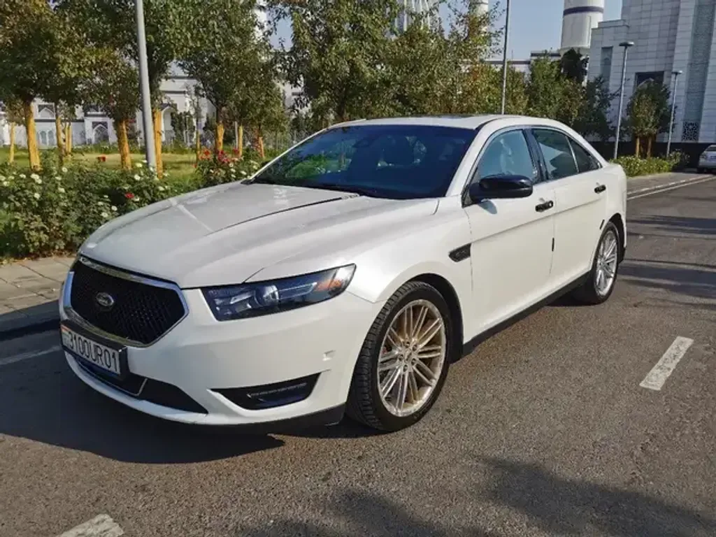 Ford Taurus