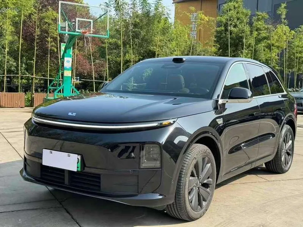 Li Auto L6