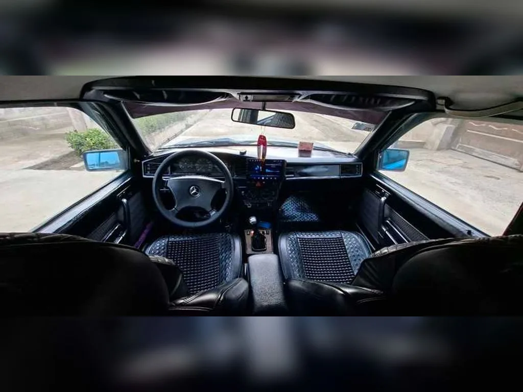Mercedes-Benz W201