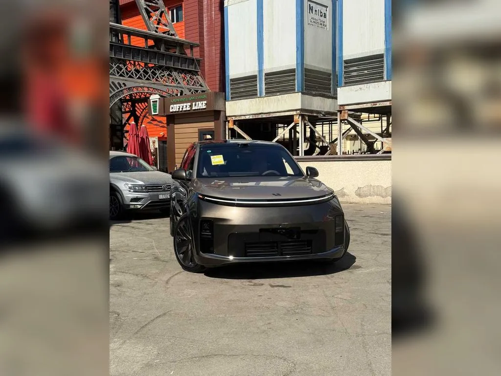 Li Auto L9