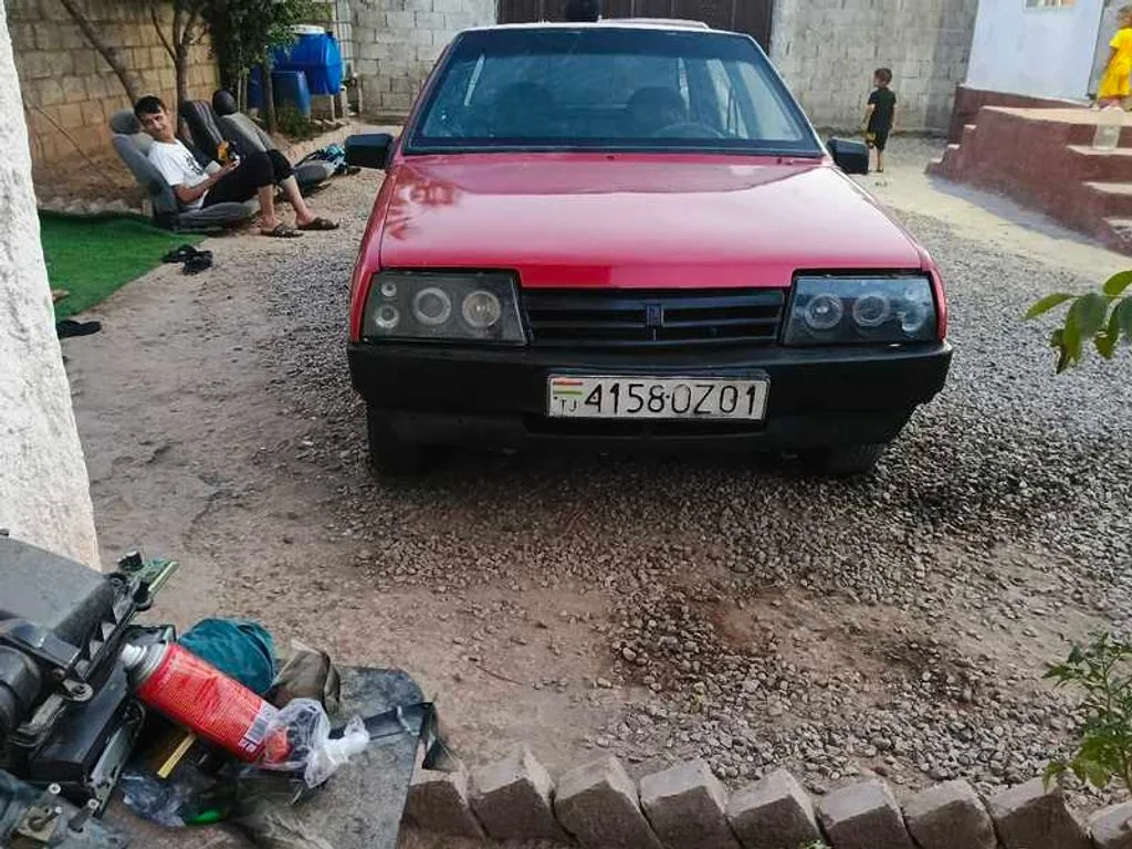 Lada 21099