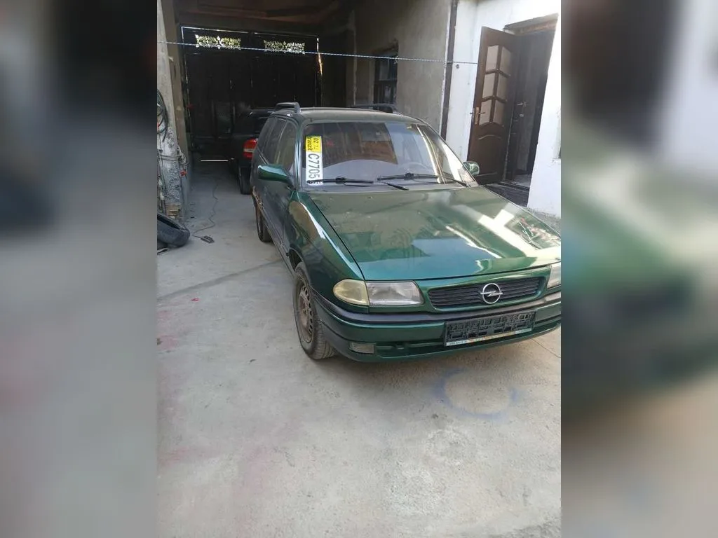 Opel Astra F