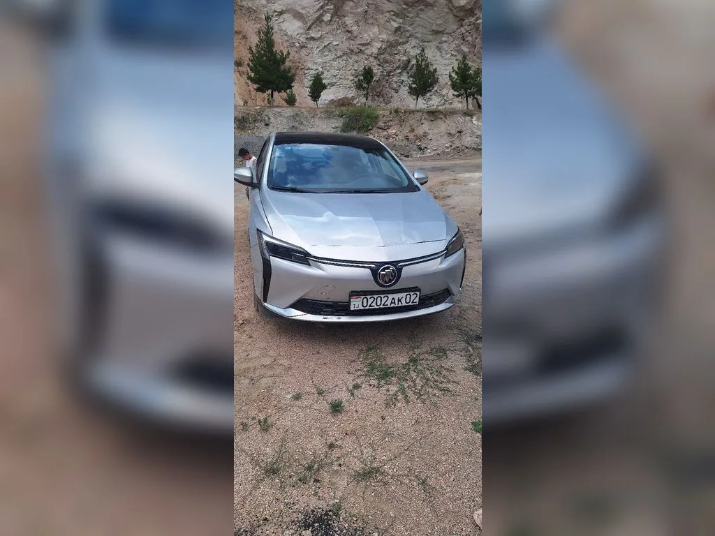 Buick Velite 6