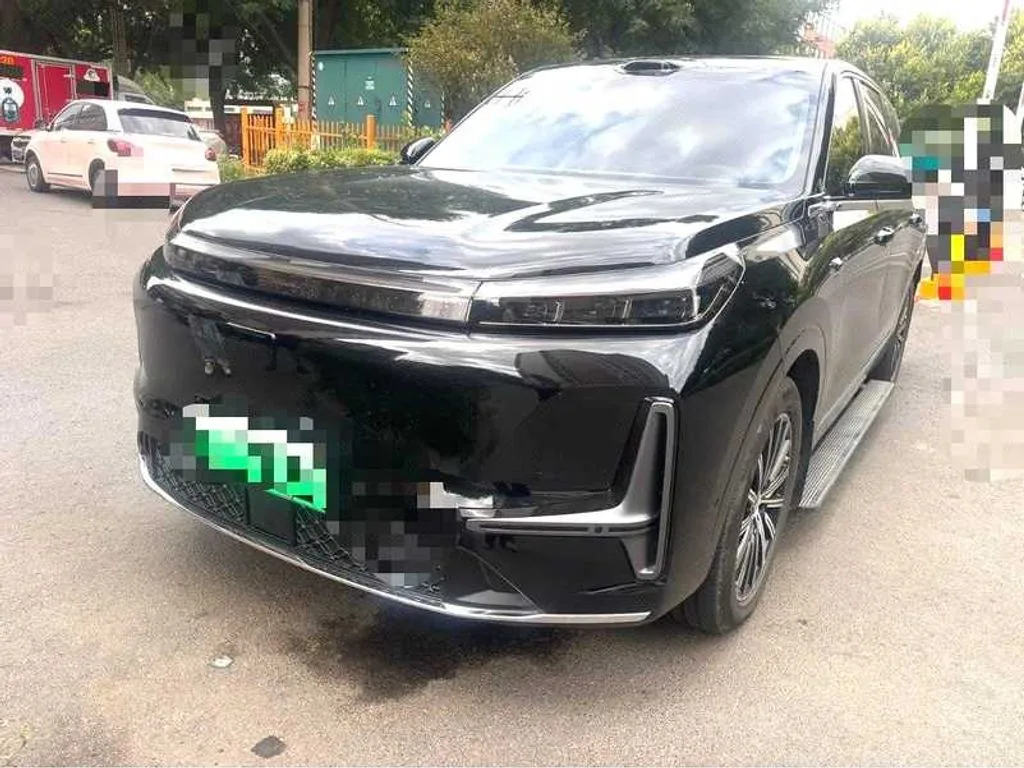 Geely Galaxy М9