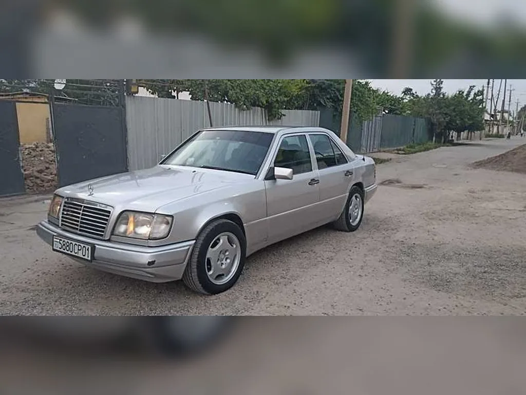 Mercedes-Benz W124