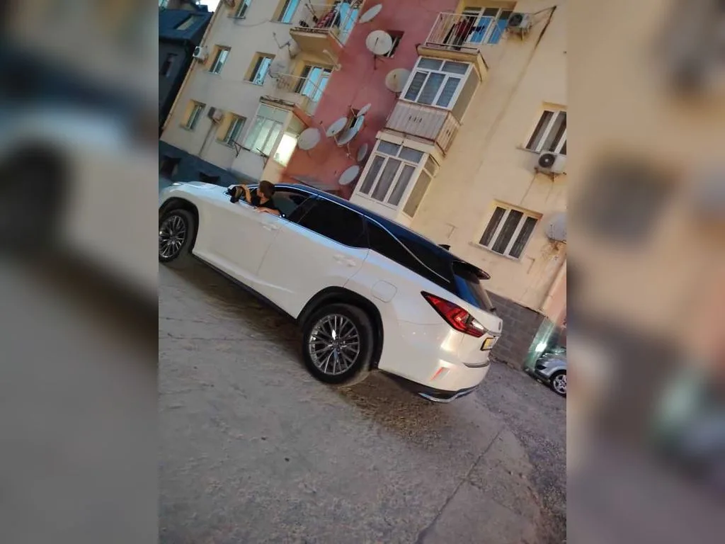 Lexus RX