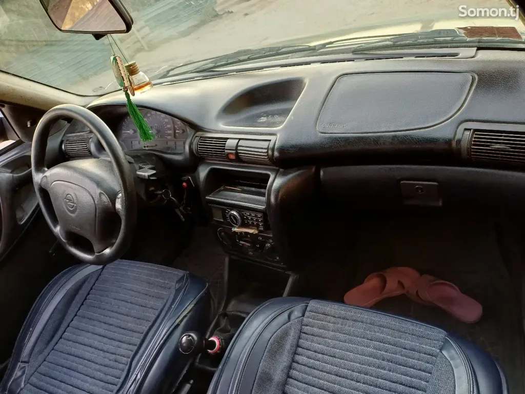 Opel Astra F