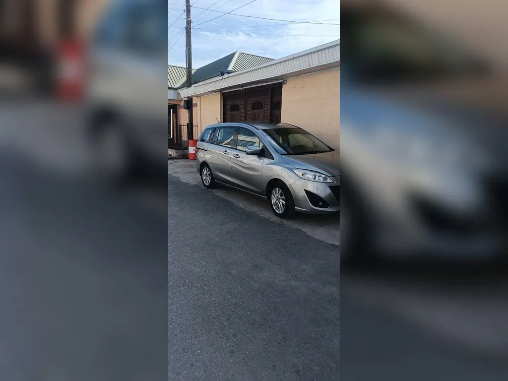 Mazda 5