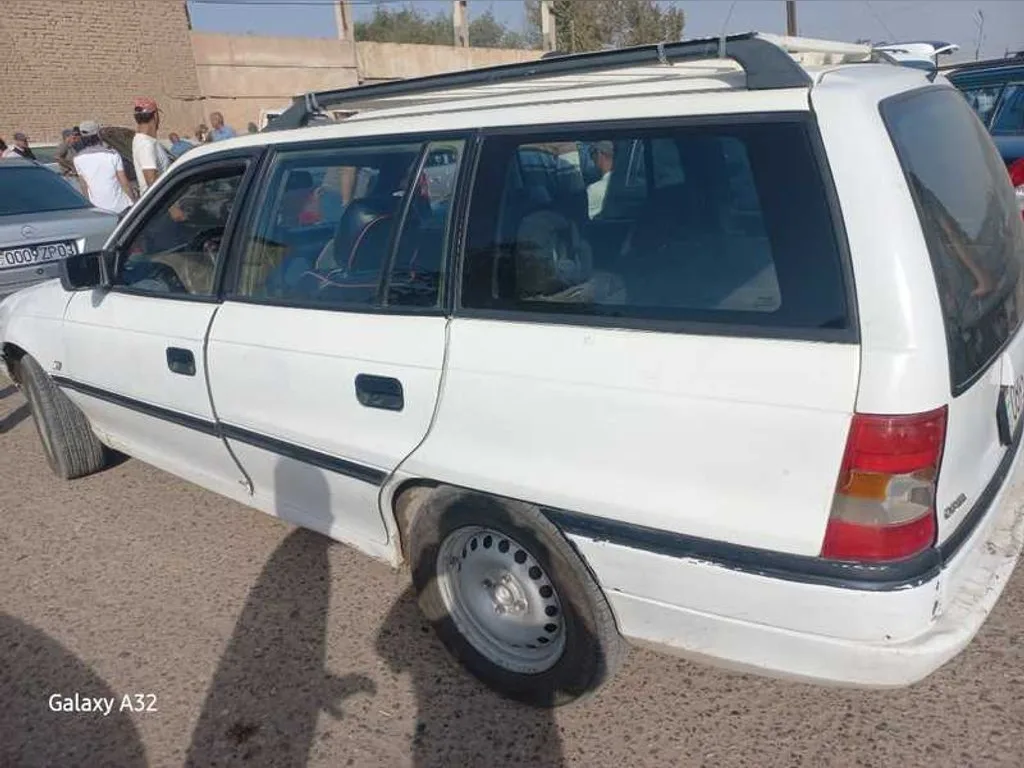 Opel Astra F