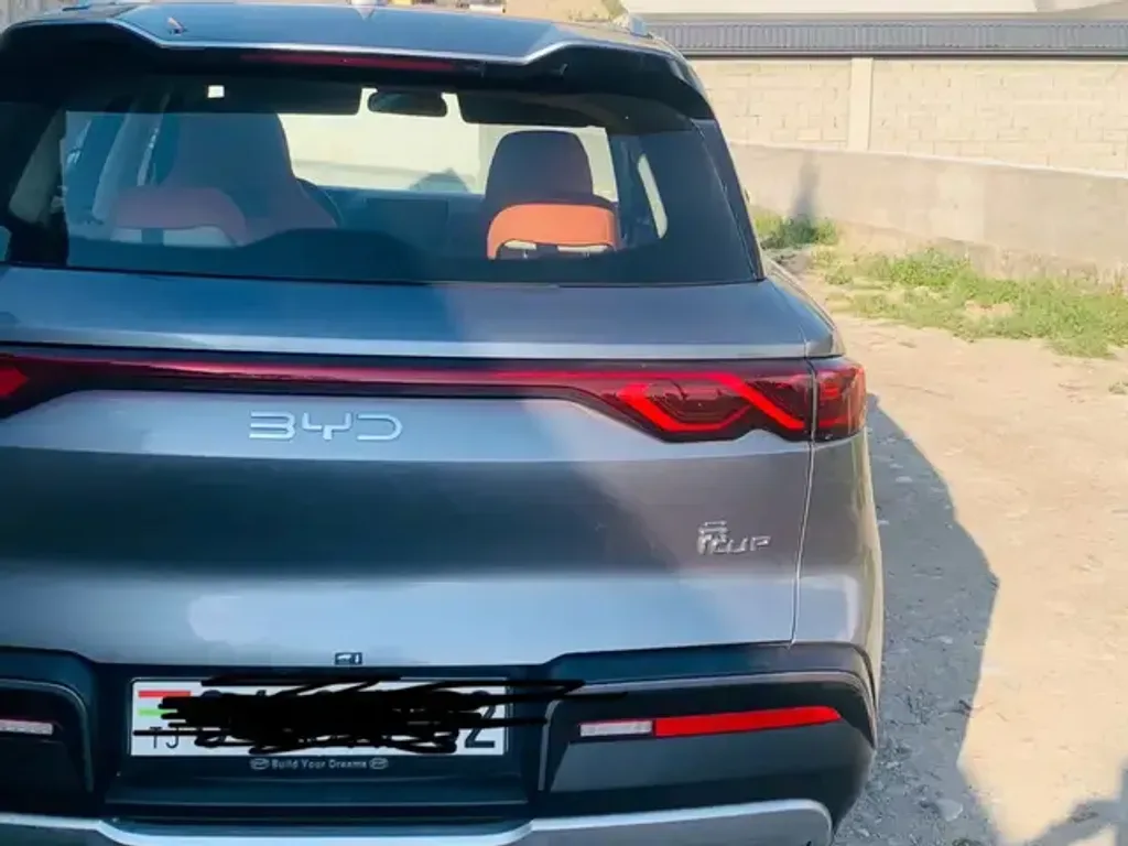 BYD Yuan UP