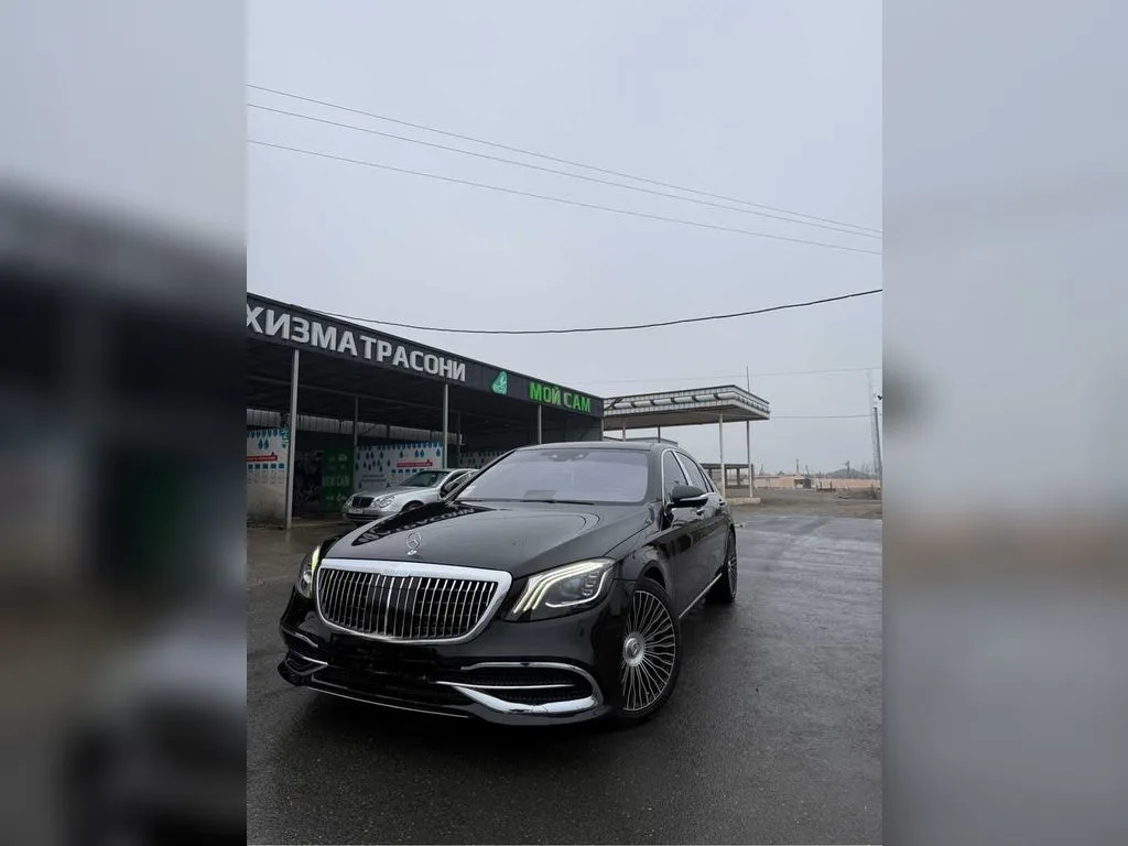 Mercedes-Benz S-Class
