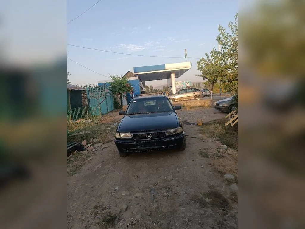 Opel Astra F